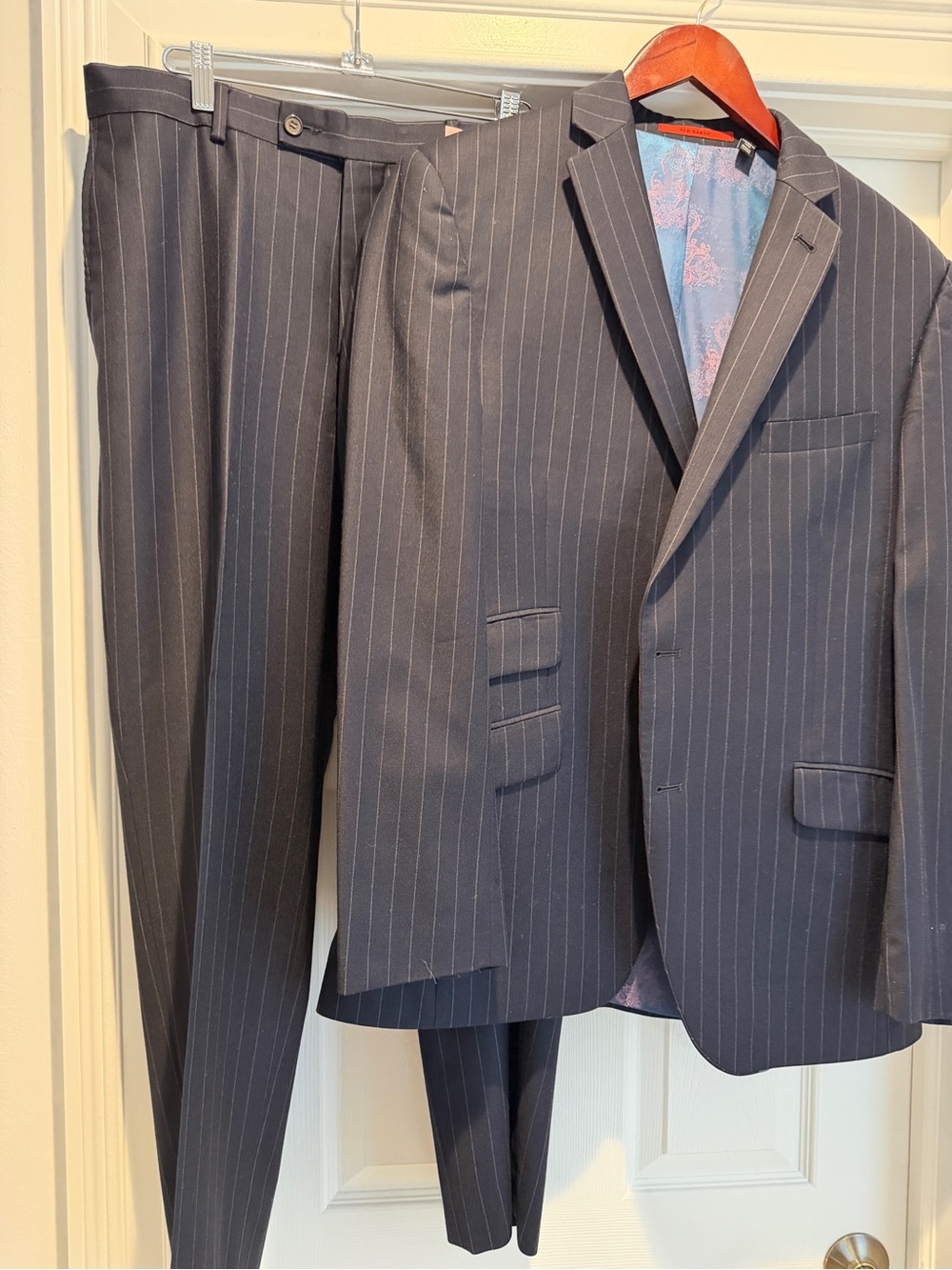 Ted Baker London No Ordinary Joe 100% Wool Navy Pinstripe Suit 42R 35x30
